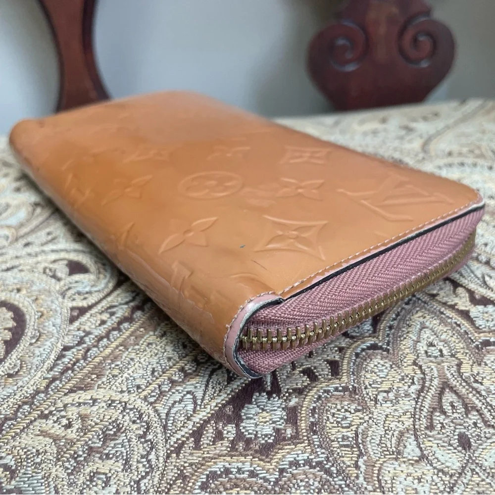 Louis Vuitton Caramel Light Brown Vernis Zip Around Long Wallet Zippy Authentic